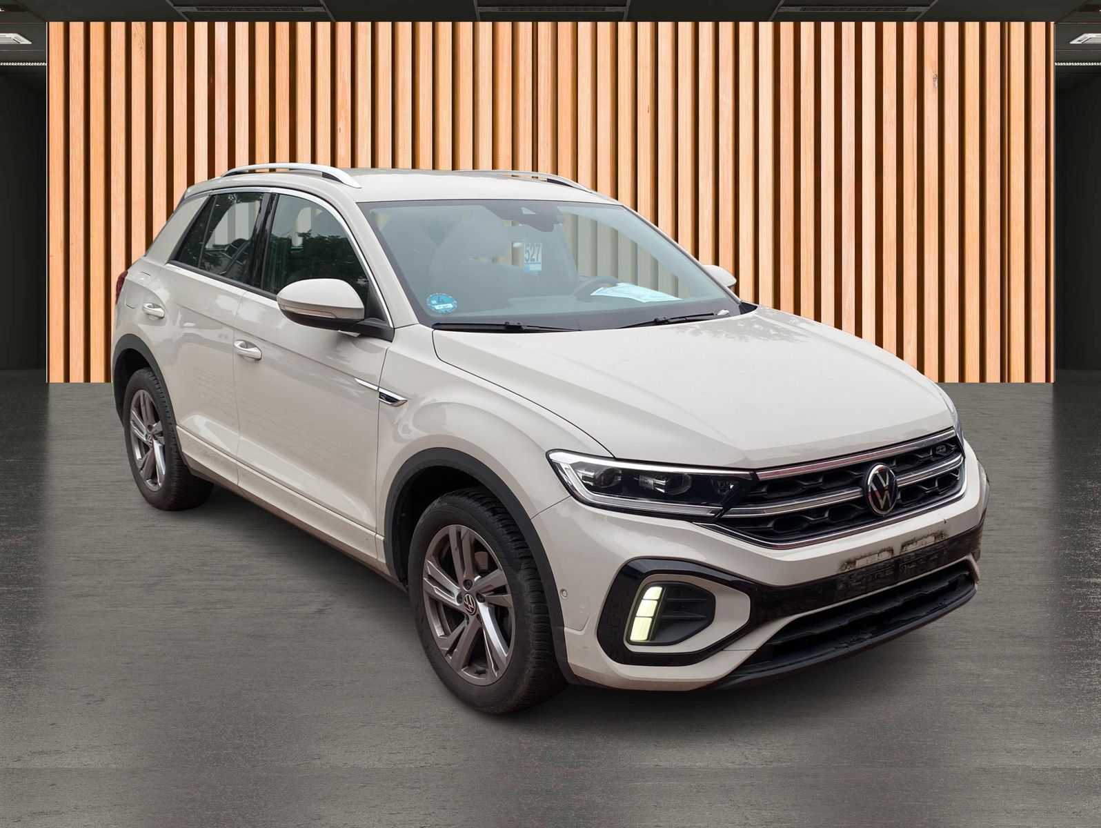 Volkswagen T-Roc 2024 г. Серый, пробег 21965 км