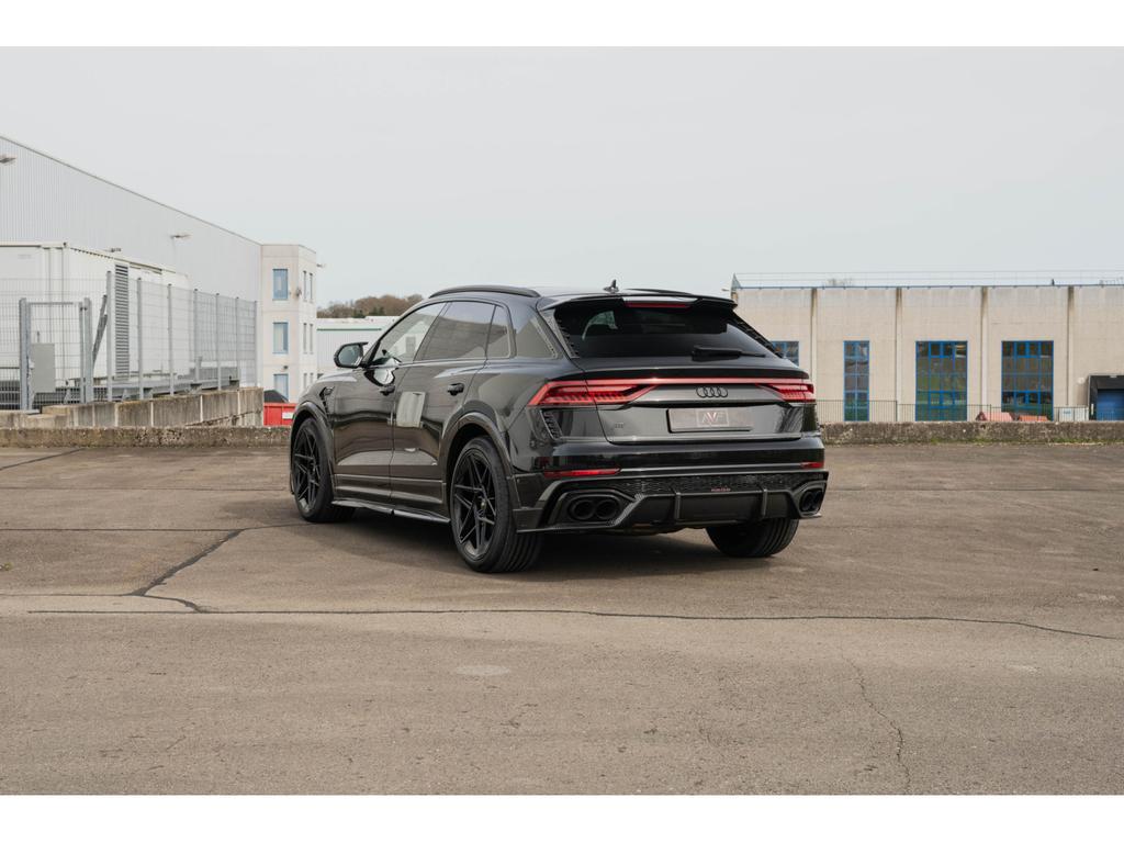 Audi RSQ8 2023 г. Чёрный, пробег 42000 км