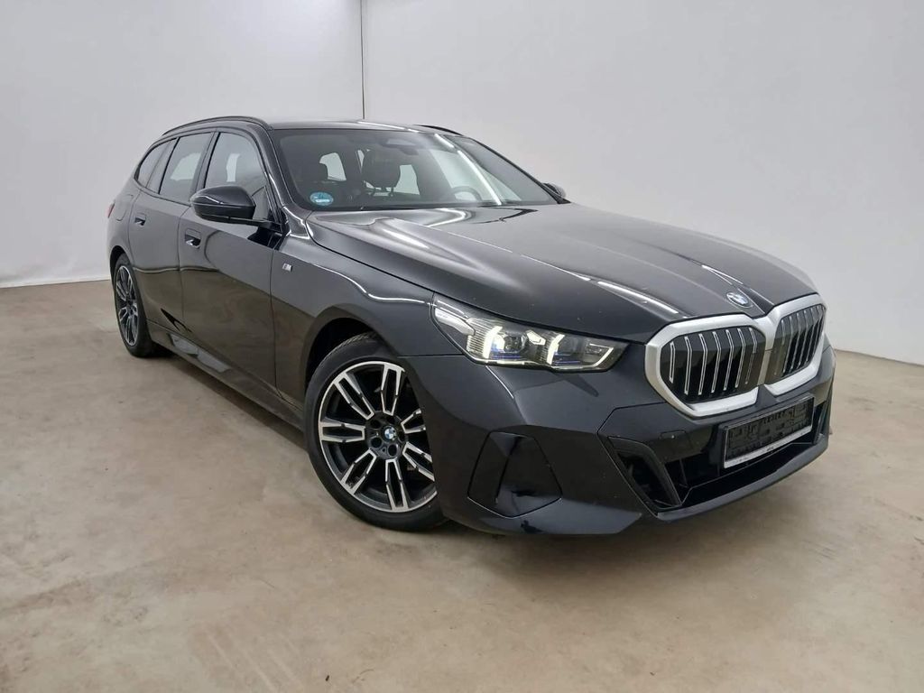 BMW 520 2024 г. Чёрный, пробег 43500 км