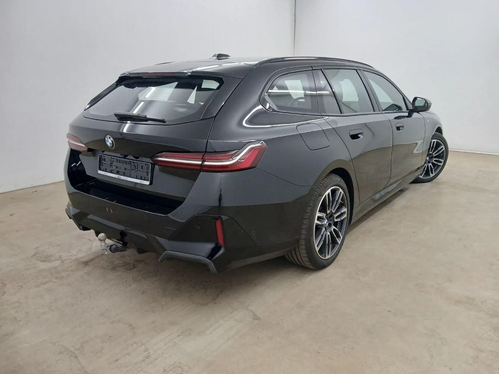 BMW 520 2024 г. Чёрный, пробег 43500 км
