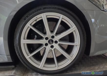 Audi RS6 2023 г. Серый, пробег 48350 км