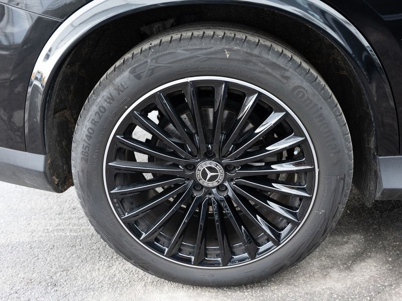 Mercedes-Benz GLC 200 2025 г. Чёрный, пробег 29183 км