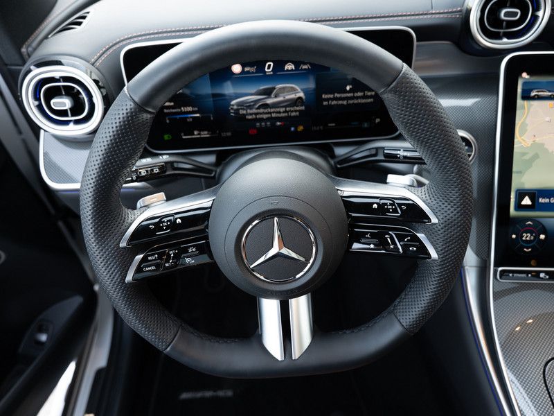 Mercedes-Benz GLC 300 2025 г. Белый, пробег 4218 км