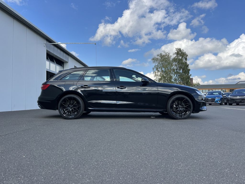 Audi A4 2022 г. Чёрный, пробег 57895 км