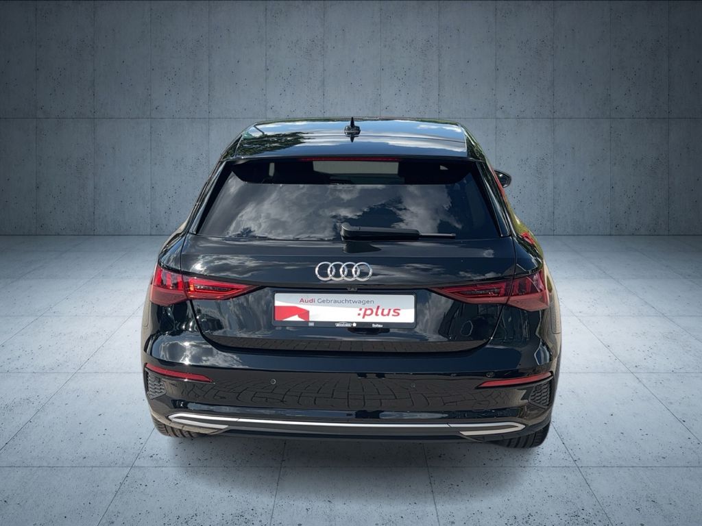 Audi A3 2023 г. Чёрный, пробег 48150 км