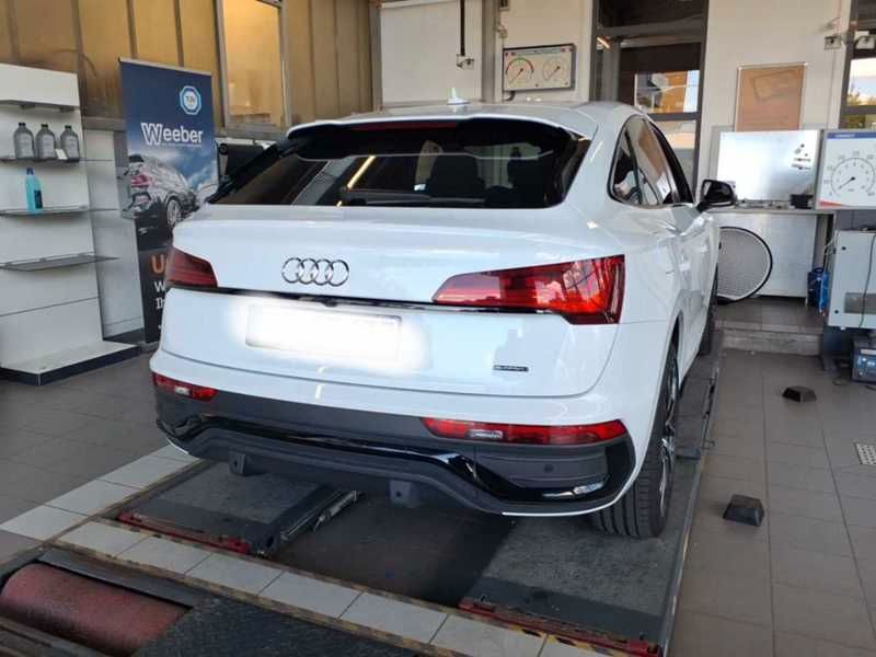 Audi Q5 2023 г. Белый, пробег 24091 км