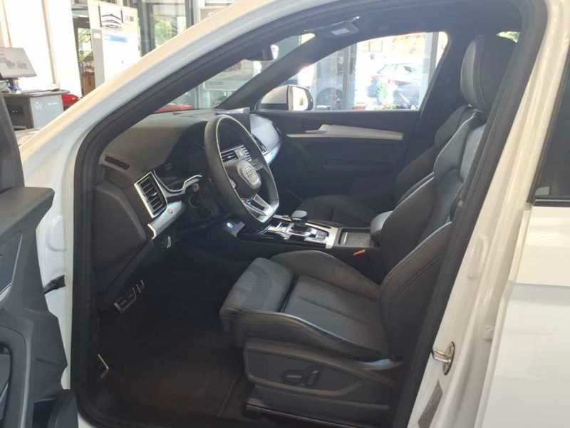 Audi Q5 2023 г. Белый, пробег 24091 км