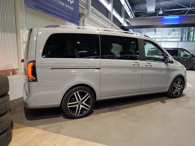 Mercedes-Benz V 300 2024 г. Серый, пробег 32545 км