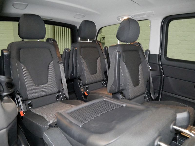 Mercedes-Benz V 300 2024 г. Серый, пробег 32545 км