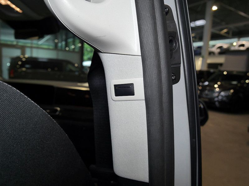 Mercedes-Benz V 300 2024 г. Серый, пробег 32545 км