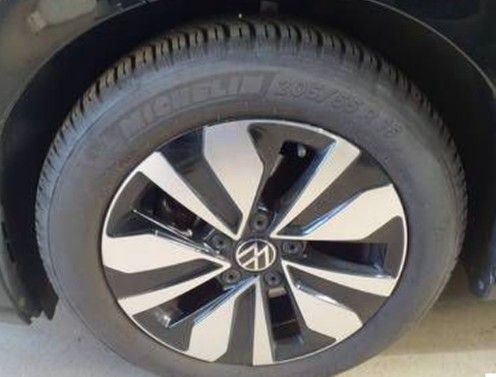 Volkswagen Golf 2025 г. Чёрный, пробег 15573 км