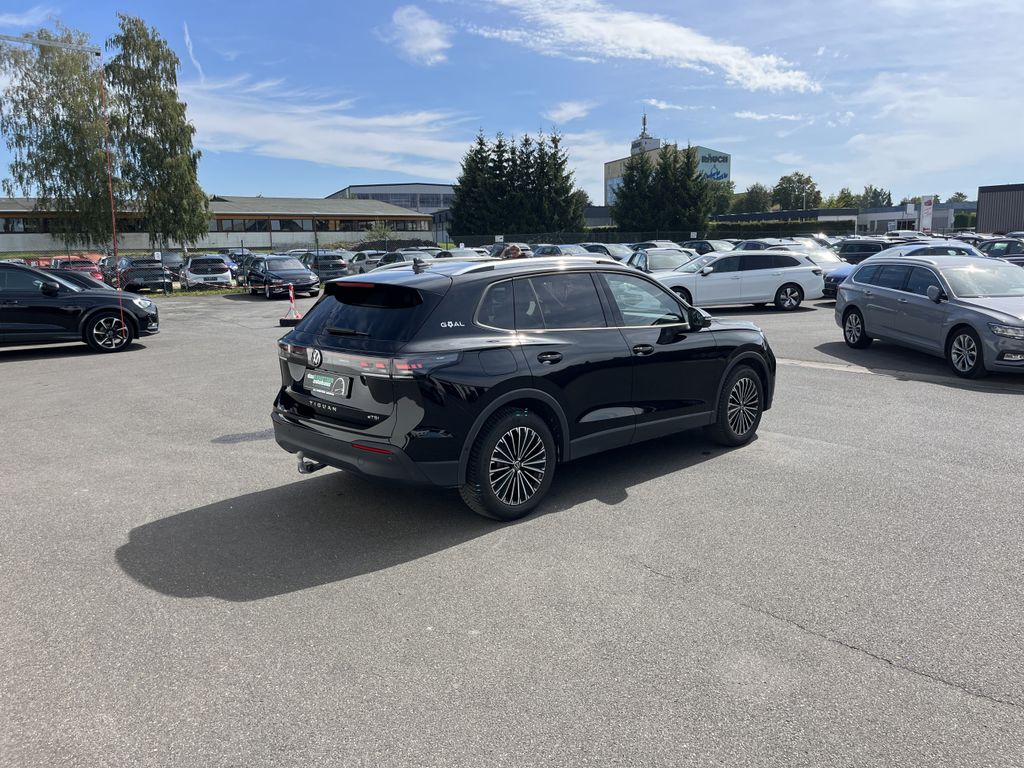 Volkswagen Tiguan 2025 г. Чёрный, пробег 21162 км