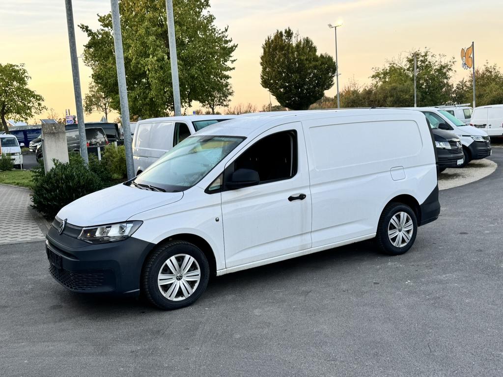 Volkswagen CADDY MAXI 2023 г. Белый, пробег 55000 км