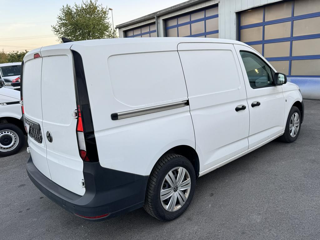 Volkswagen CADDY MAXI 2023 г. Белый, пробег 55000 км