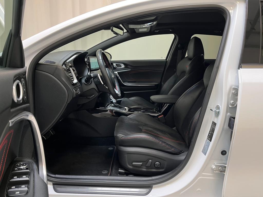 Kia PRO CEE'D / PROCEED 2021 г. Белый, пробег 40940 км