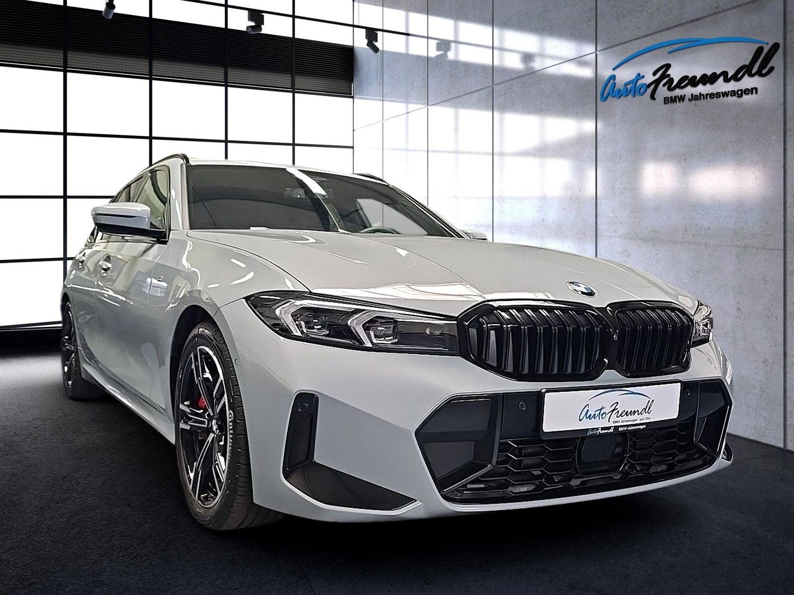 BMW 320 2025 г. Серый, пробег 29000 км
