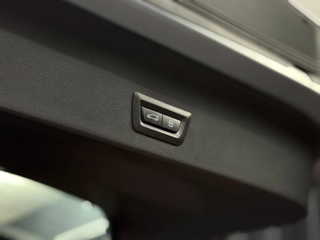 BMW X3 2025 г. Серый, пробег 11000 км