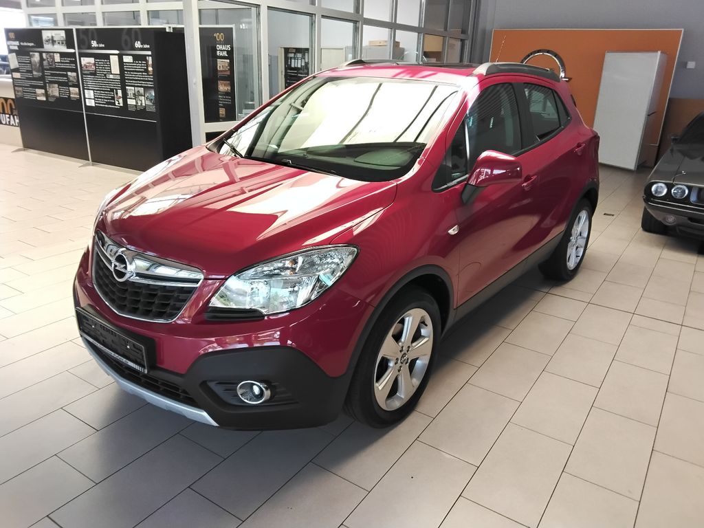 Opel Mokka 2024 г. Красный, пробег 35000 км