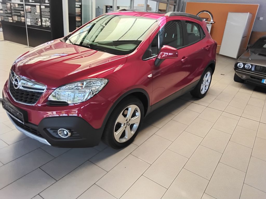Opel Mokka 2024 г. Красный, пробег 35000 км