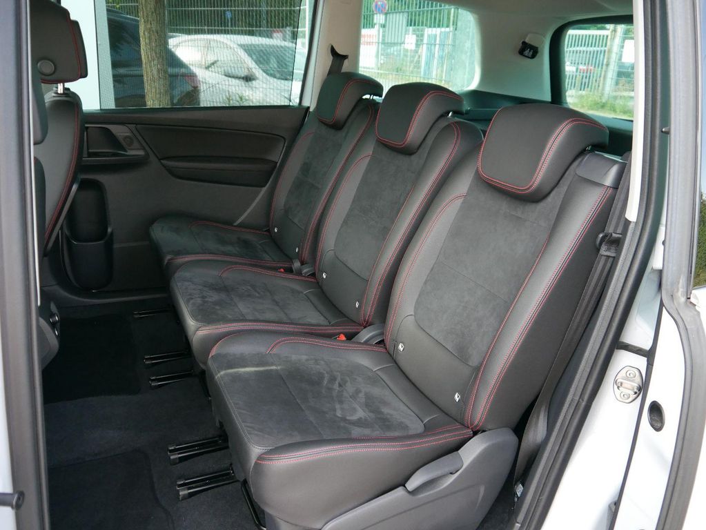 SEAT Alhambra 2022 г. Белый, пробег 59000 км