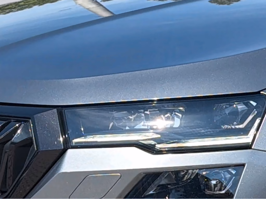 Skoda Karoq 2023 г. Серый, пробег 44460 км
