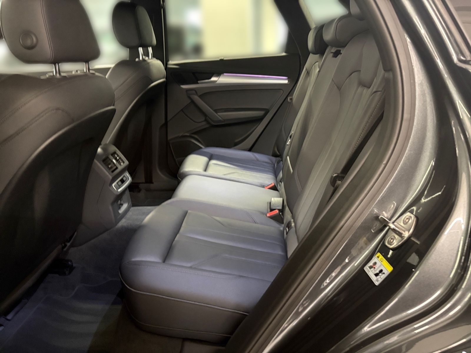 Audi Q5 2023 г. Серый, пробег 41135 км