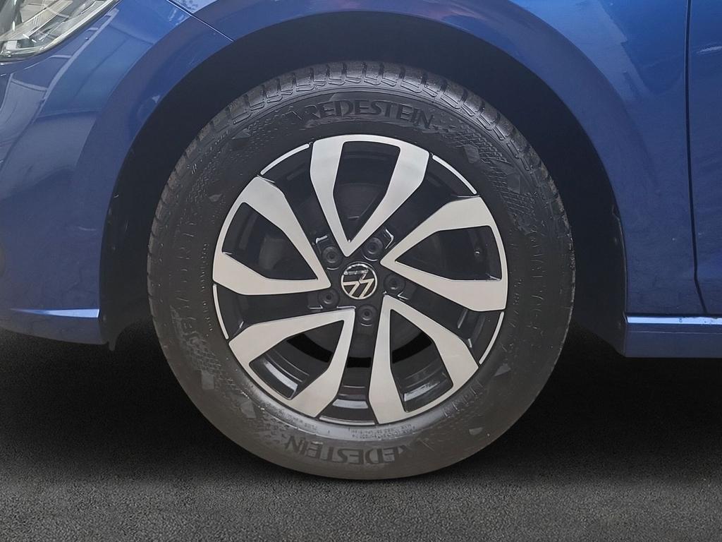 Volkswagen Polo 2023 г. Синий, пробег 29070 км