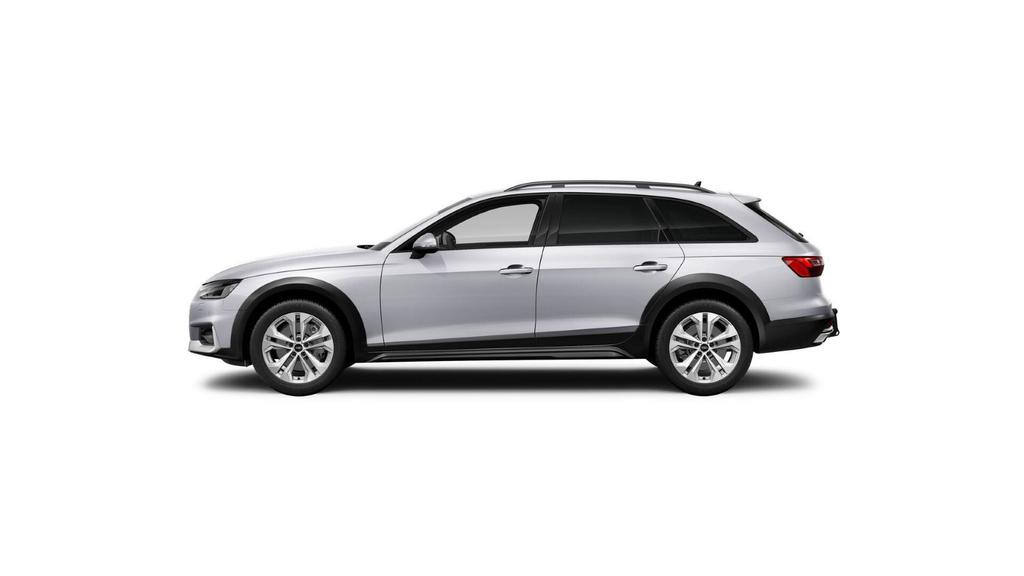 Audi A4 2022 г. Серебристый, пробег 52301 км