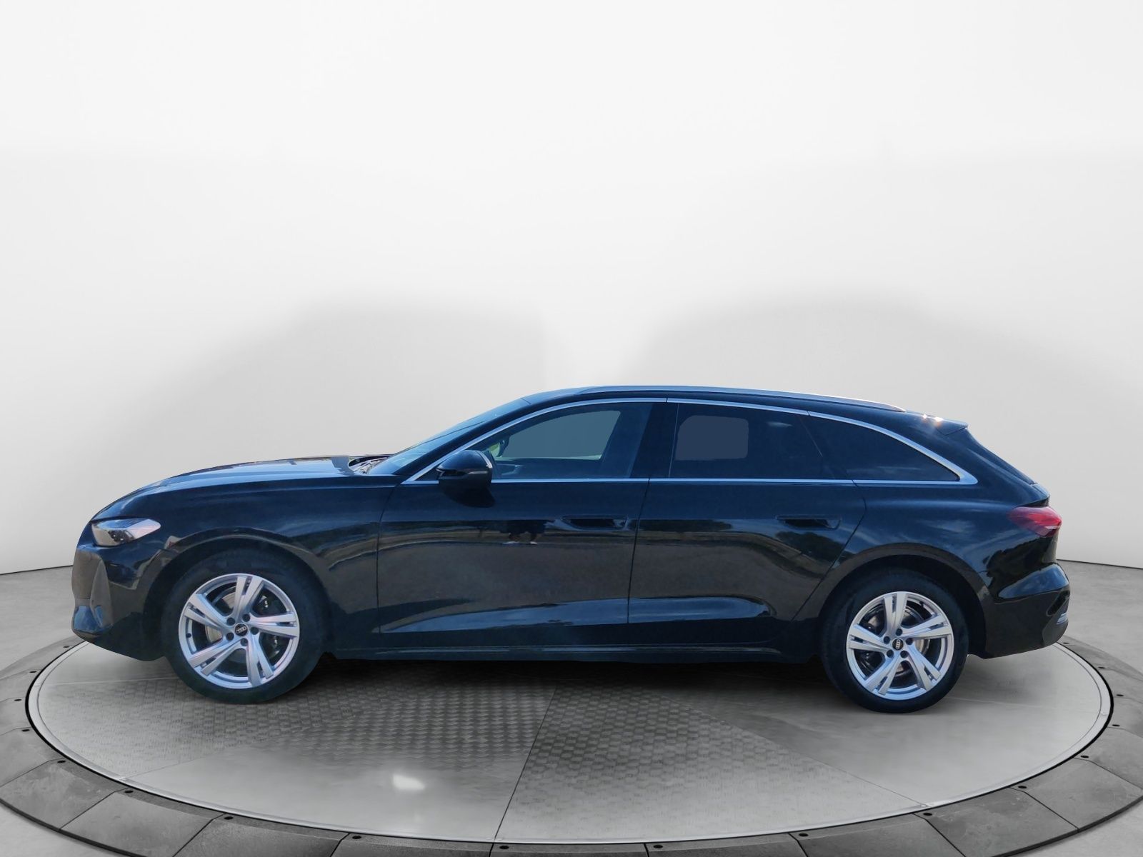 Audi A5 2025 г. Чёрный, пробег 29950 км