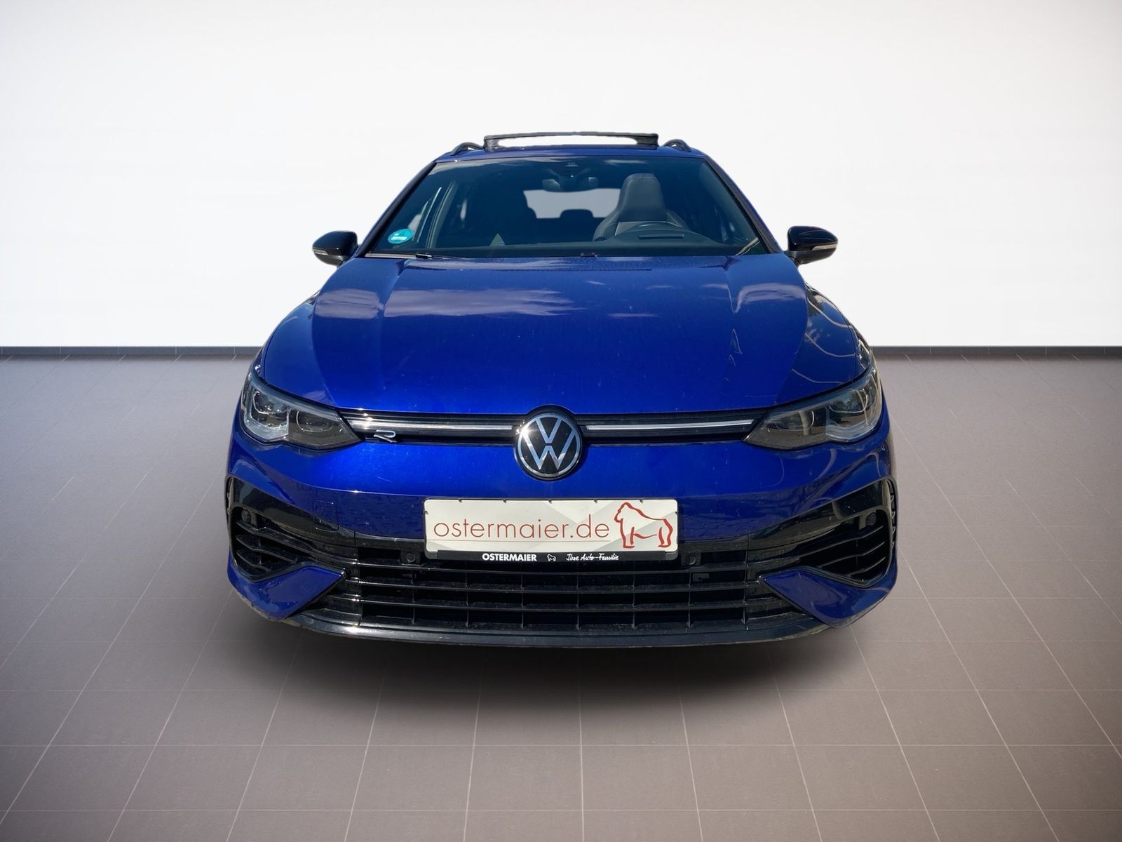 Volkswagen Golf 2023 г. Синий, пробег 45370 км