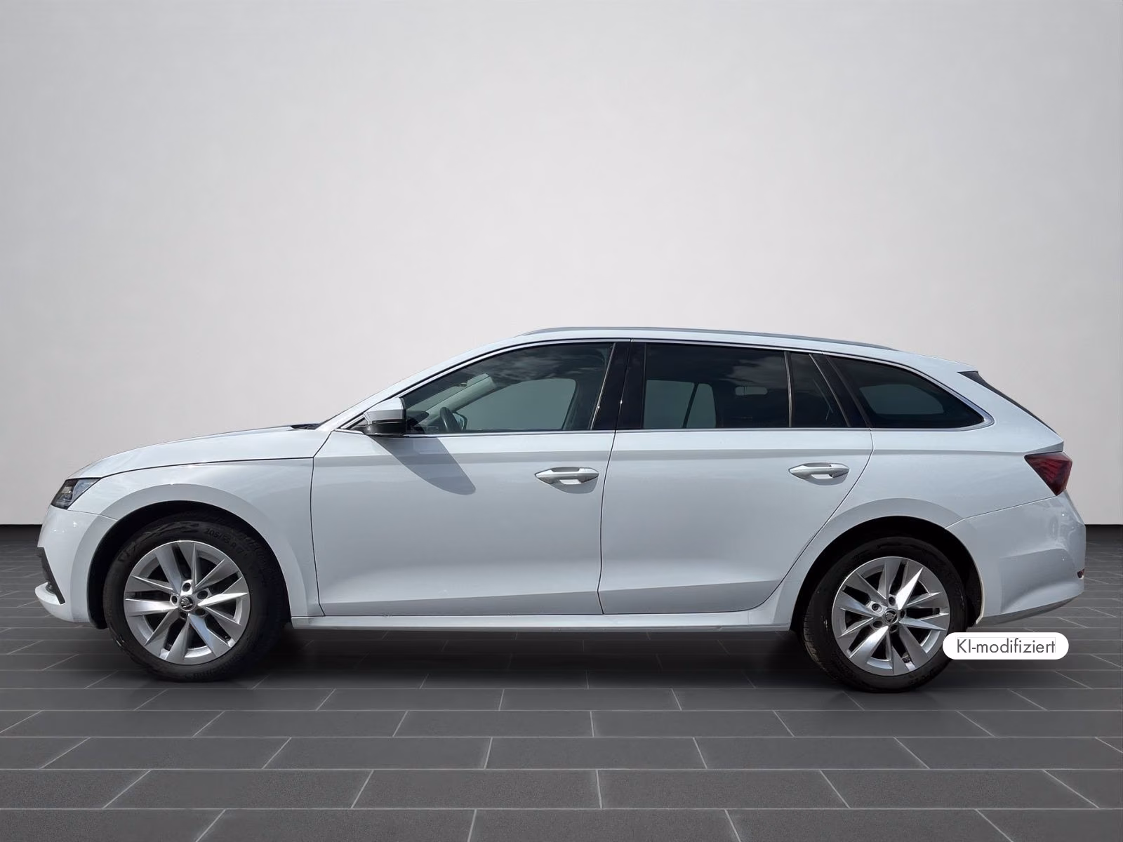 Skoda Octavia 2021 г. Белый, пробег 52874 км
