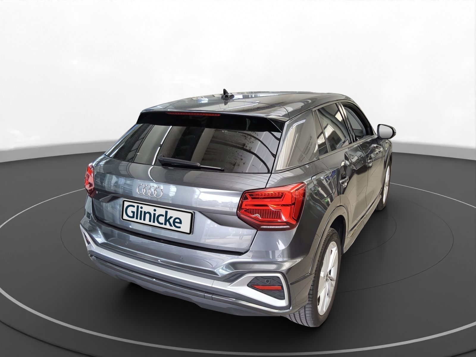 Audi Q2 2023 г. Серый, пробег 33450 км