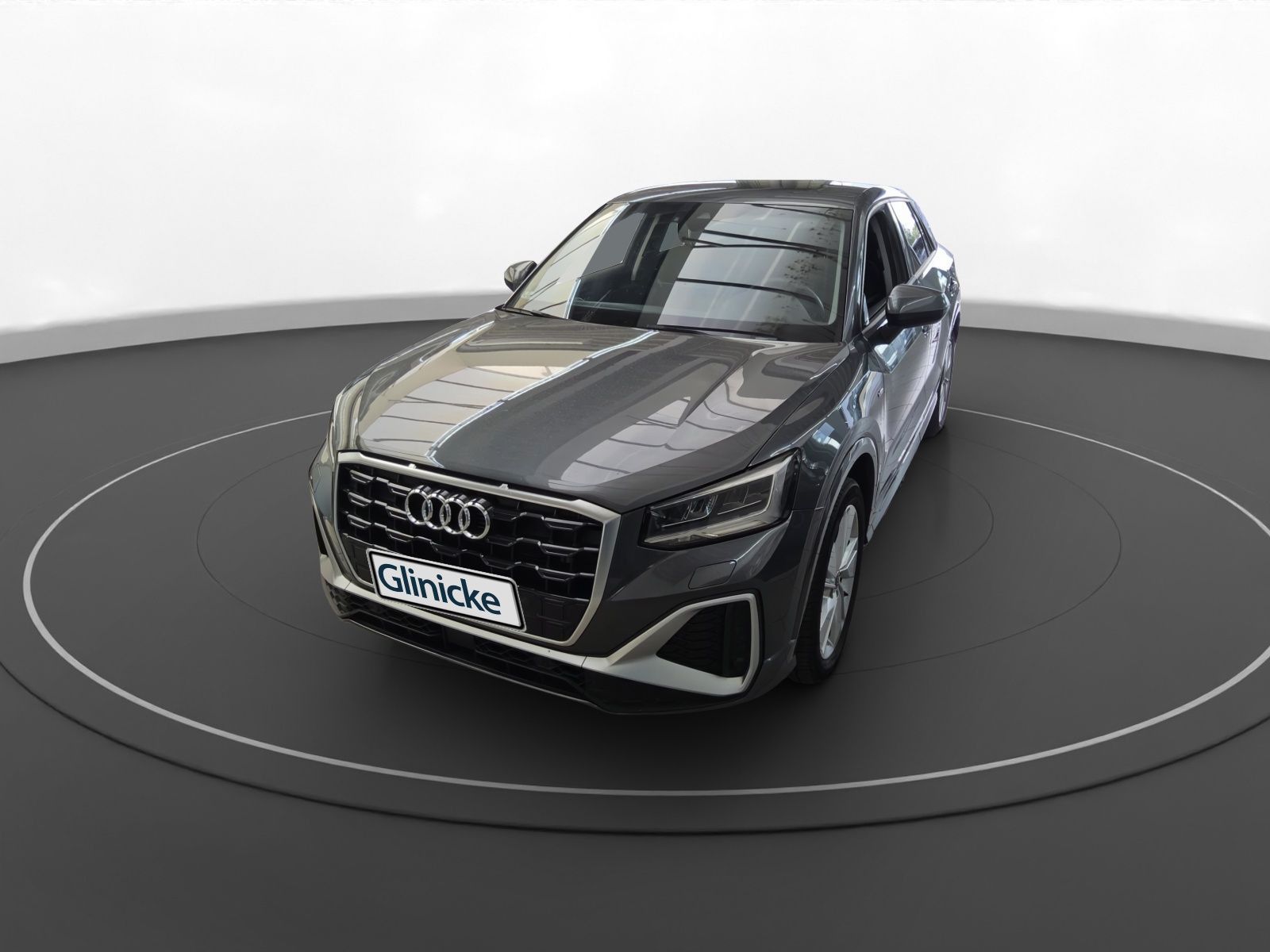 Audi Q2 2023 г. Серый, пробег 33450 км