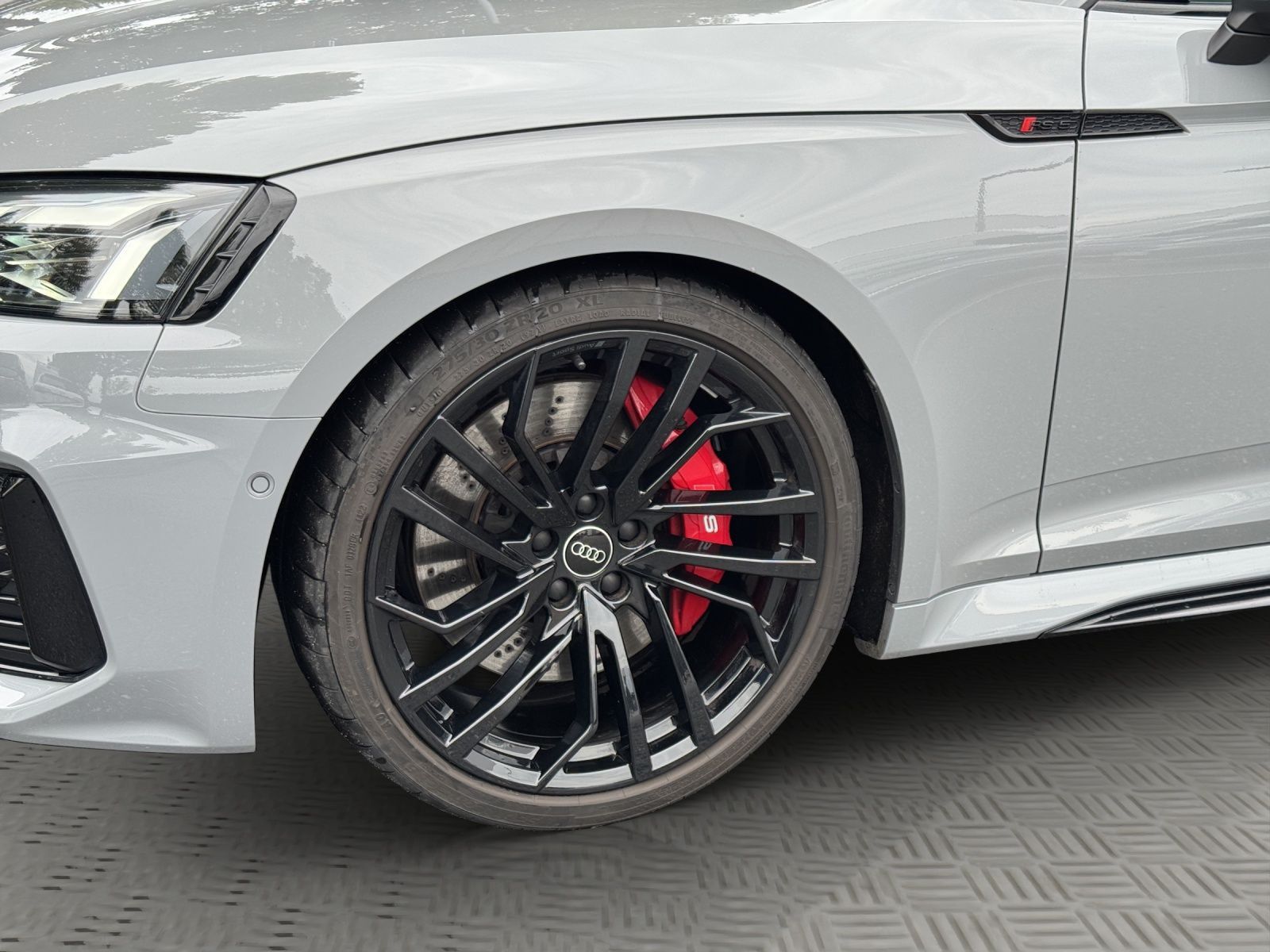 Audi RS5 2023 г. Серый, пробег 22666 км