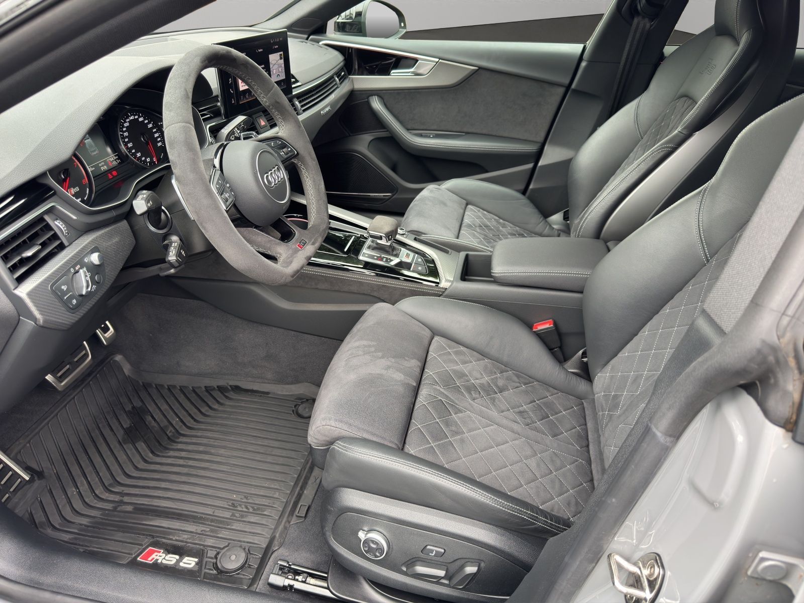 Audi RS5 2023 г. Серый, пробег 22666 км