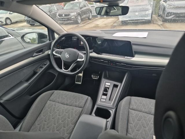 Volkswagen Golf 2023 г. Серый, пробег 51736 км