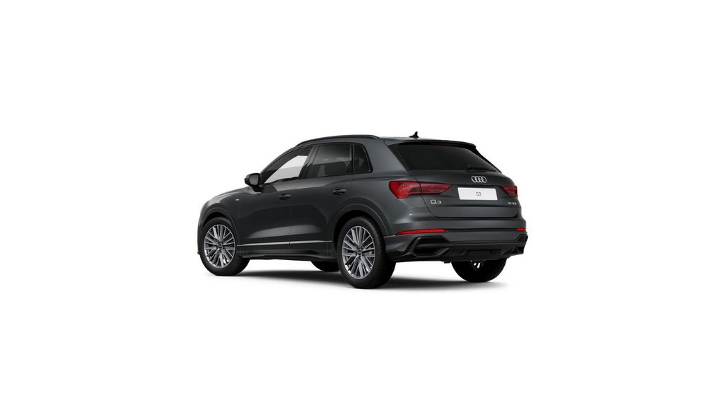 Audi Q3 2022 г. Серый, пробег 59100 км