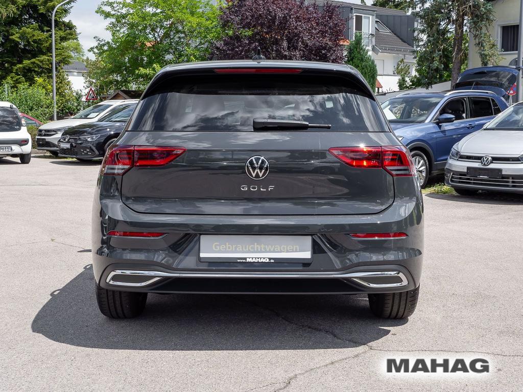 Volkswagen Golf 2024 г. Серый, пробег 54971 км