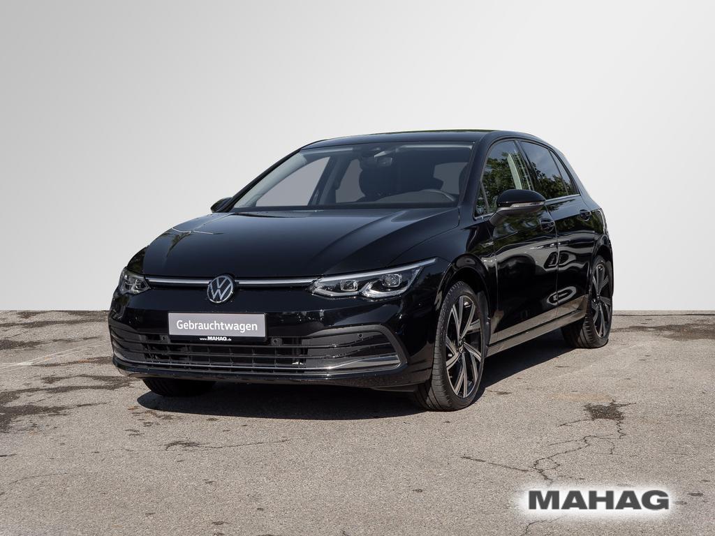 Volkswagen Golf 2023 г. Чёрный, пробег 27762 км