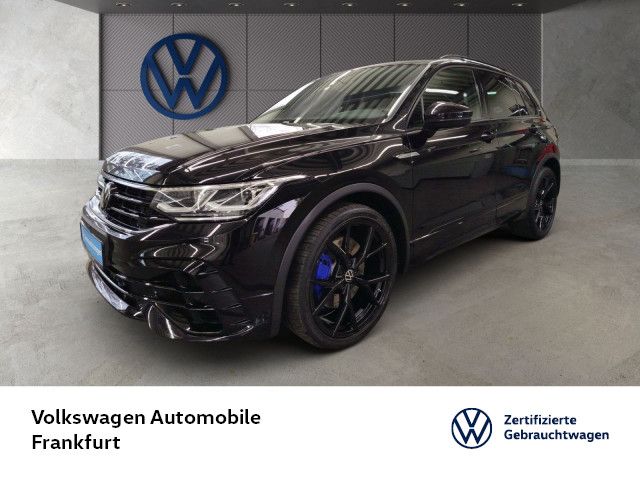 Volkswagen Tiguan 2023 г. Чёрный, пробег 21989 км