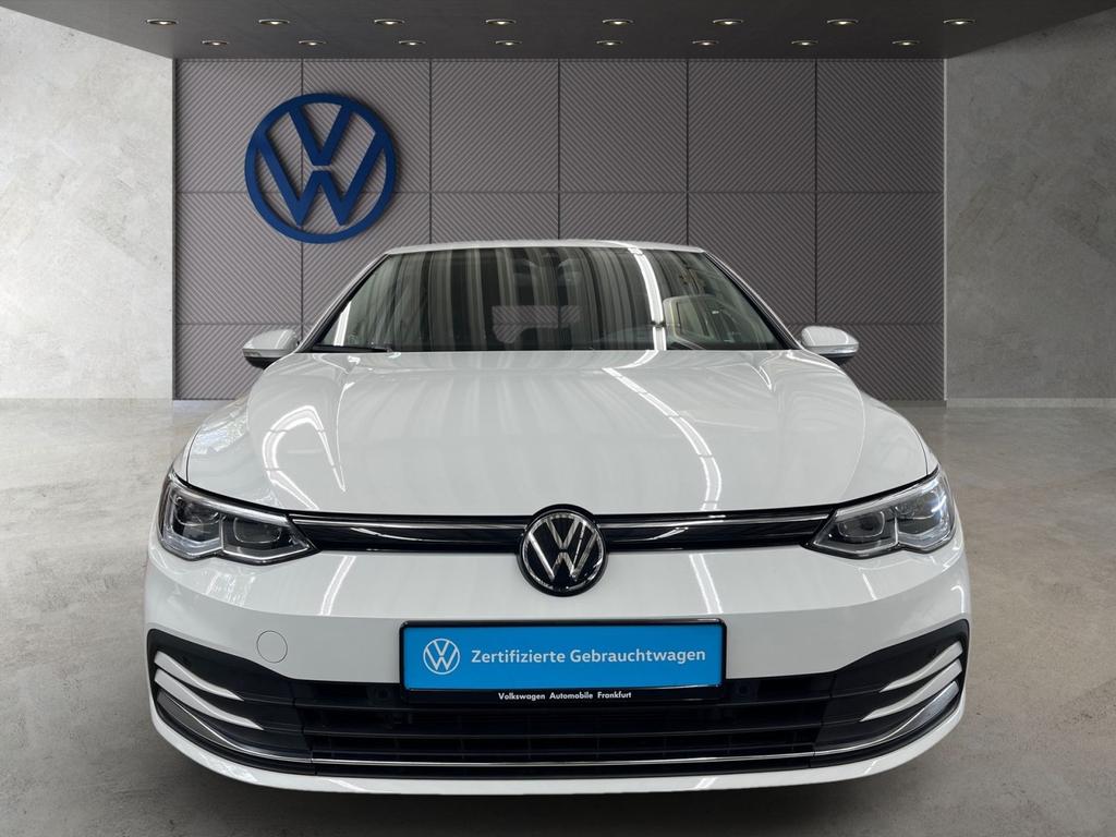 Volkswagen Golf 2022 г. Белый, пробег 40263 км