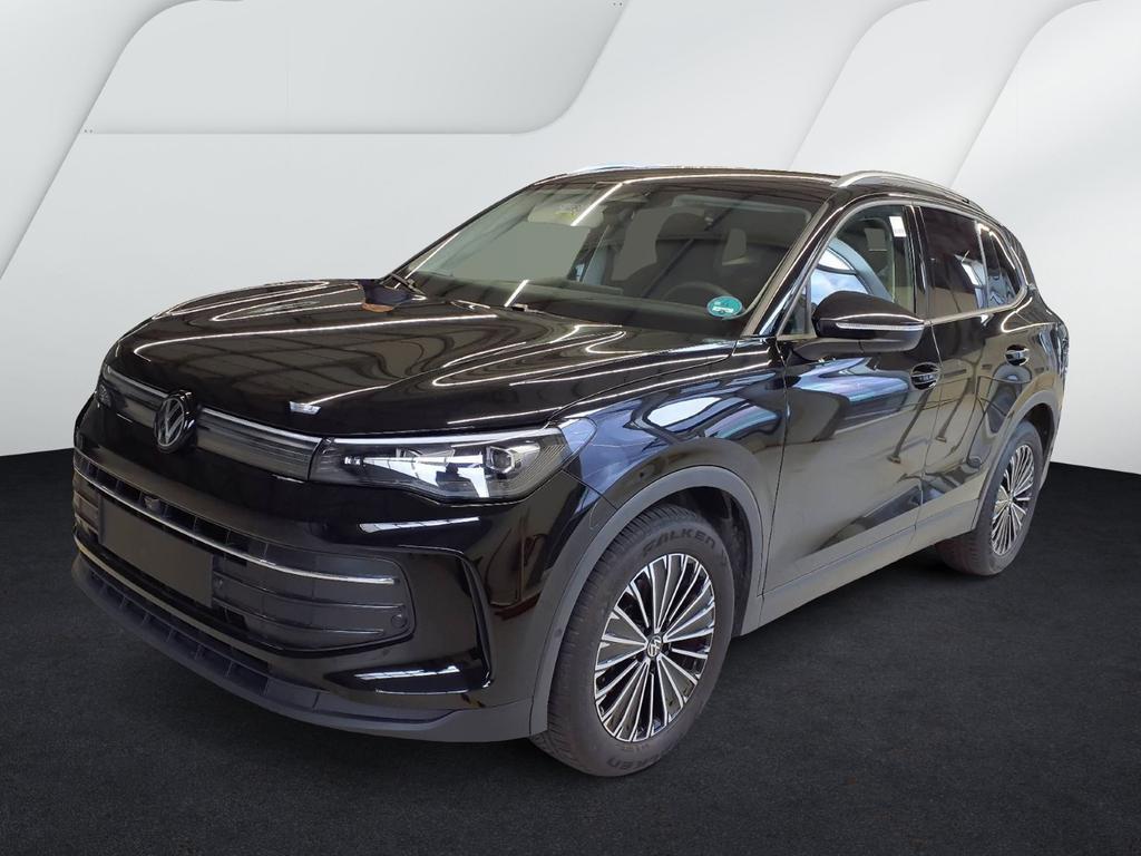 Volkswagen Tiguan 2025 г. Чёрный, пробег 17400 км