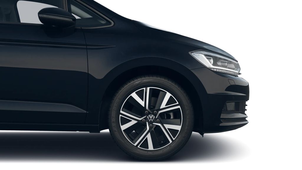 Volkswagen Touran 2025 г. Чёрный, пробег 17200 км