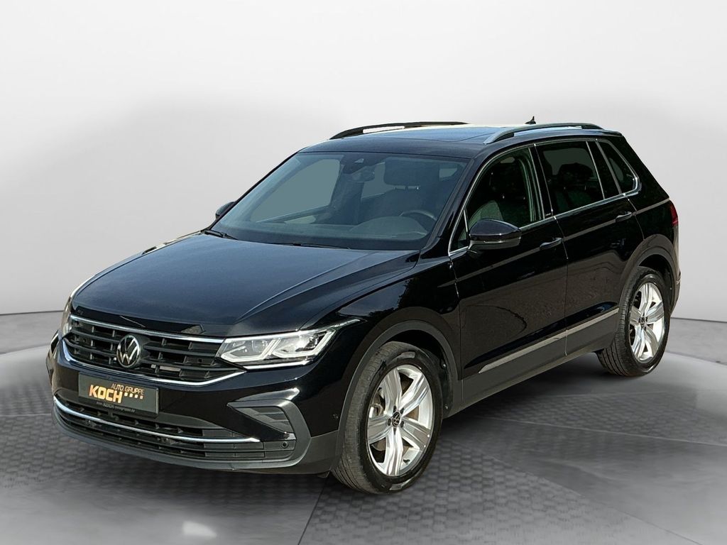 Volkswagen Tiguan 2023 г. Чёрный, пробег 42500 км