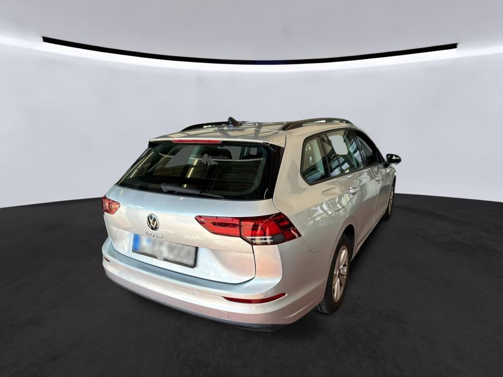 Volkswagen Golf 2023 г. Серебристый, пробег 53549 км