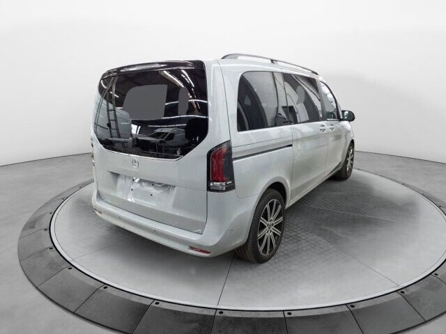 Mercedes-Benz V 220 2025 г. Серый, пробег 36222 км