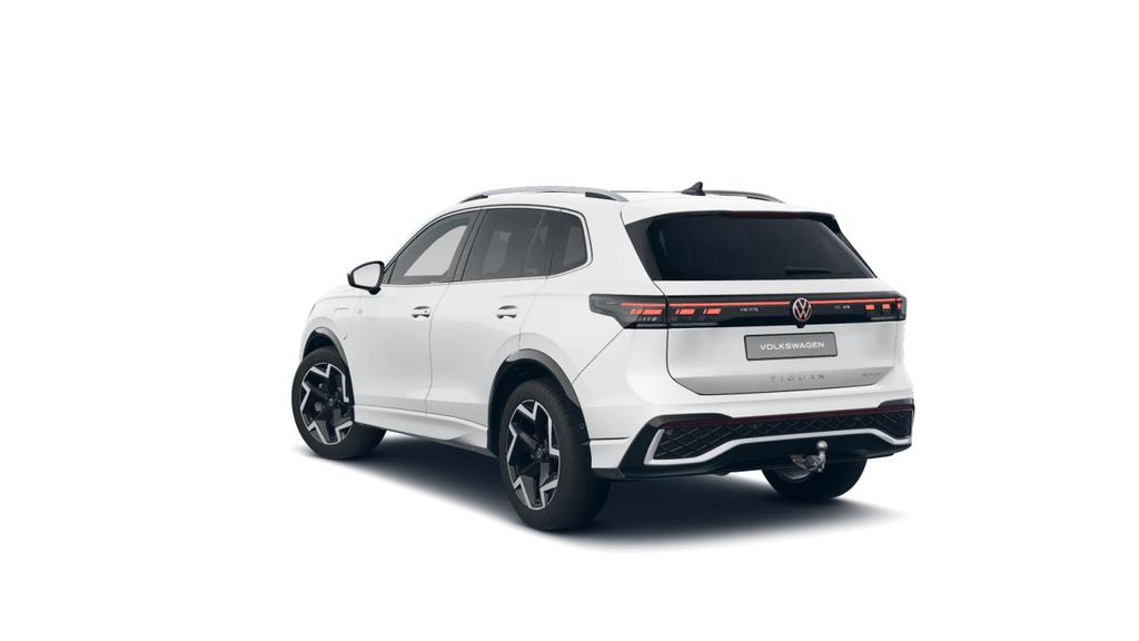 Volkswagen Tiguan 2025 г. Белый, пробег 7004 км