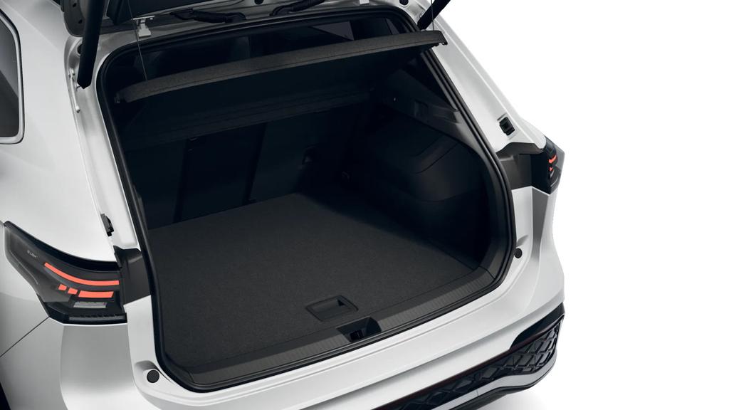 Volkswagen Tiguan 2025 г. Белый, пробег 7004 км