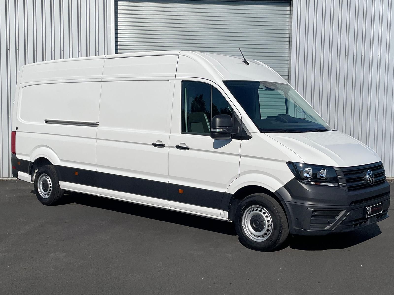Volkswagen CRAFTER 2025 г. Белый, пробег 35000 км