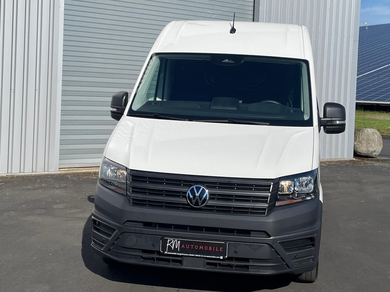 Volkswagen CRAFTER 2025 г. Белый, пробег 35000 км